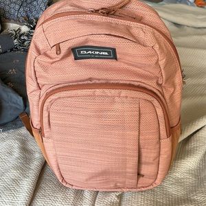 Dakine Campus 18L backpack